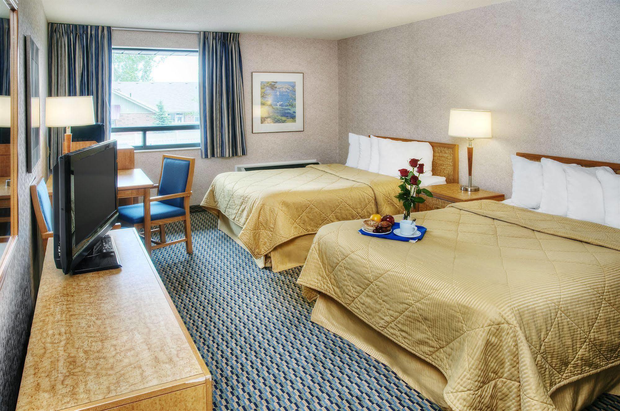 אואן סאונד Comfort Inn מראה חיצוני תמונה
